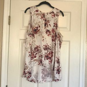 WHBM Floral Shell with Hi-Low Hem